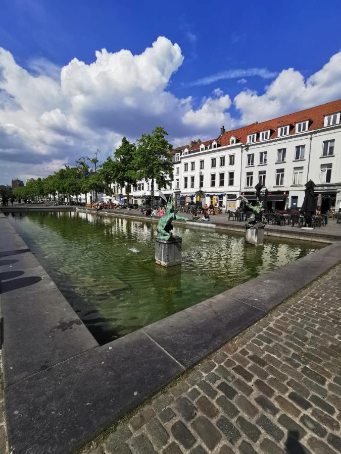 Charming Duplex On The Canal ブリュッセル エクステリア 写真